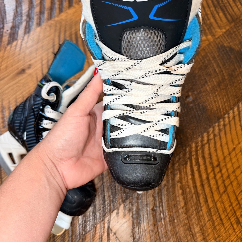 Bauer X-LP Youth Ice Hockey Skates Size 10 Black Blue - Picture 7 of 11